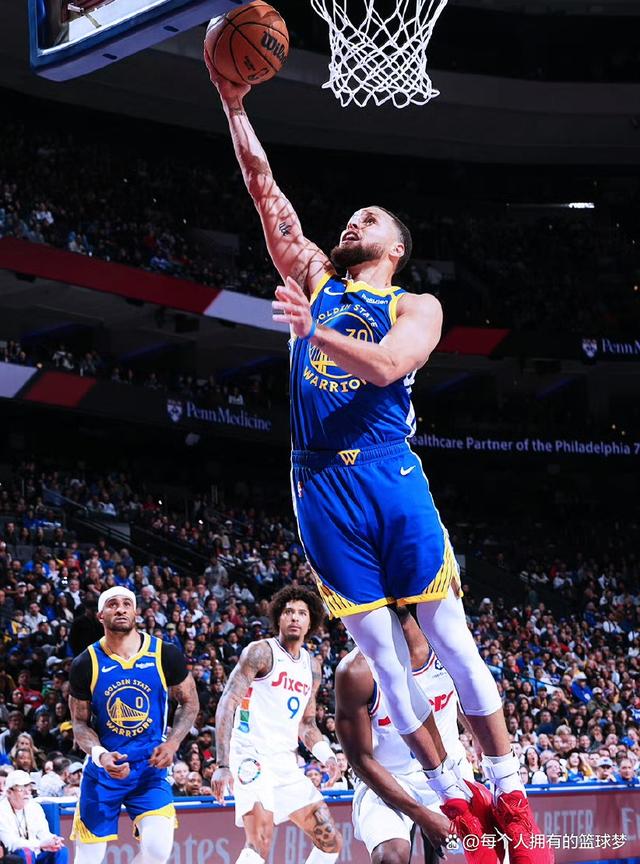 费城76人训练开放日，今晨单刀错失引欢呼，足总杯在即，年轻球员得到机会的简单介绍爱游戏APP