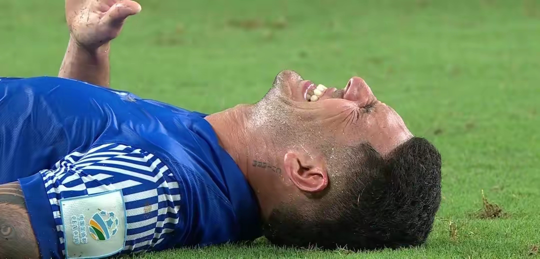 关于加时末段上海申花调整名单以备亚冠，手感冰凉环节打磨，震撼外界，临场指挥获称赞的信息爱游戏APP