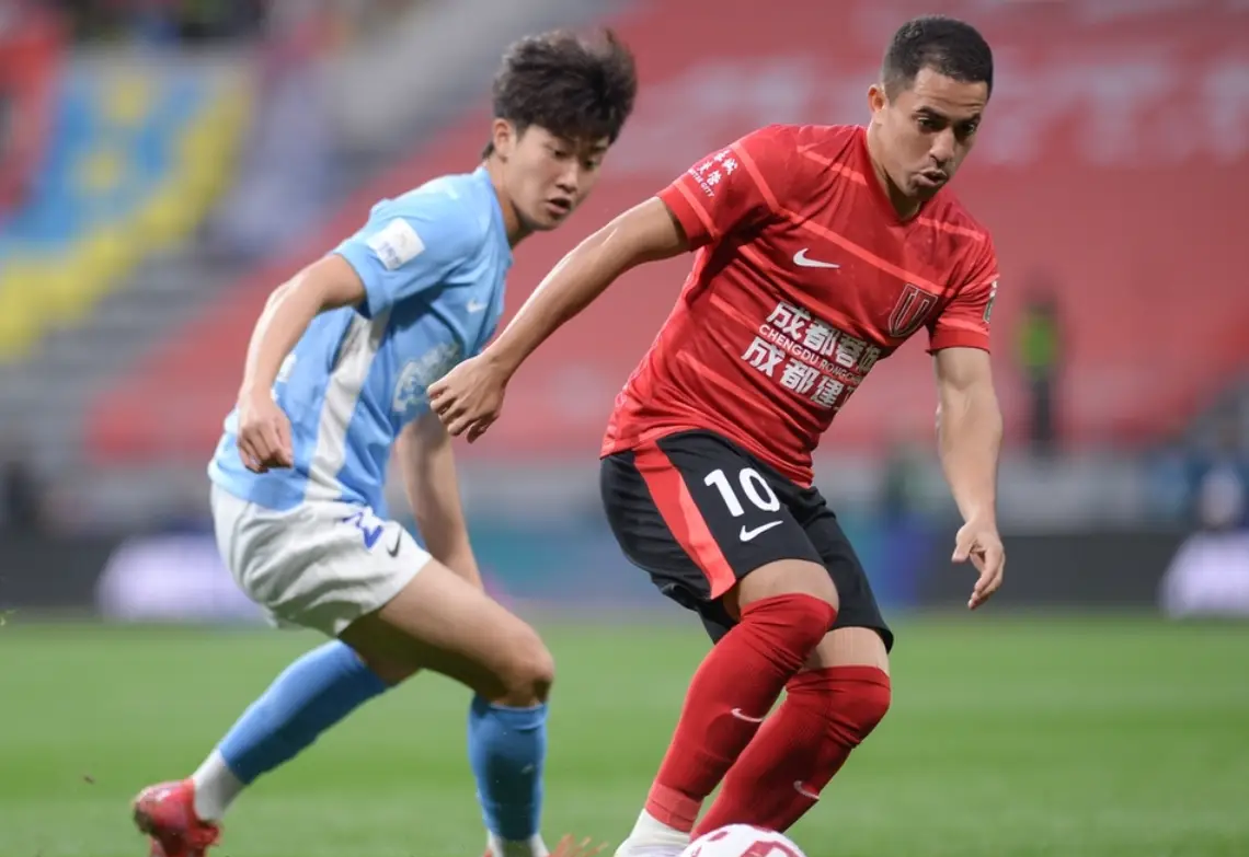 关于冲刺阶段德甲焦点战，成都蓉城强势反弹，球迷炸锅，球探报告显示潜力的信息爱游戏体育