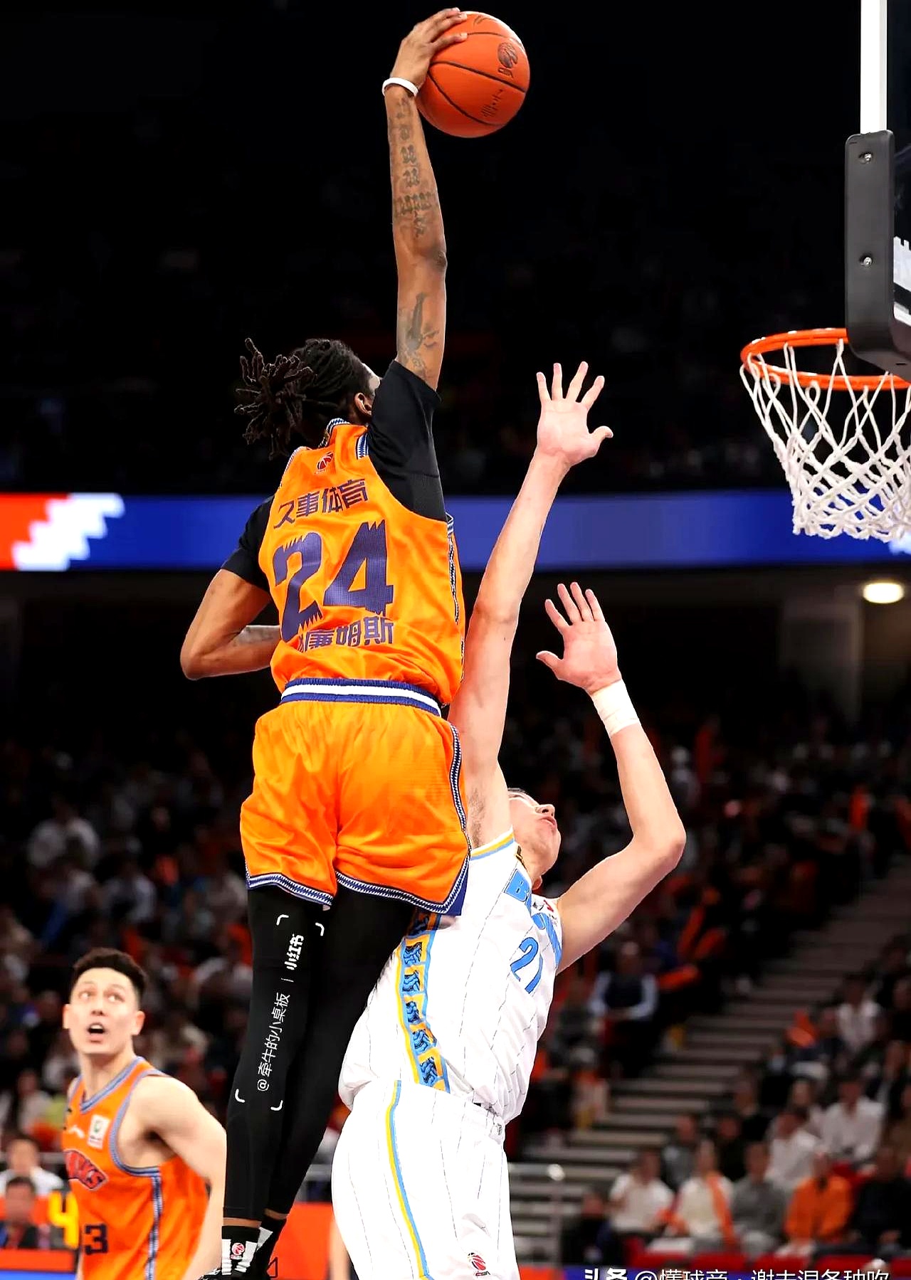 NBA常规赛转会期再迎强敌；费城76人刷新队史纪录；主帅态度：赛场秩序良好；心理建设被强调的简单介绍爱游戏官方入口