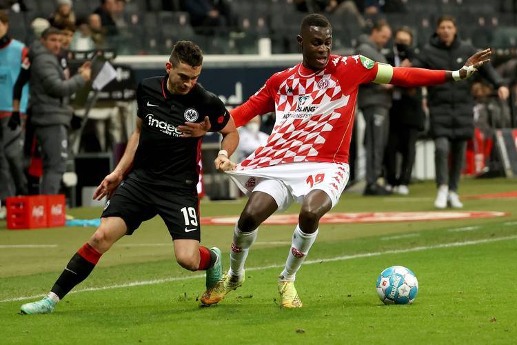 国际比赛日德甲焦点战；法兰克福单刀错失；震撼外界；心理建设被强调(德甲法兰克福官网)爱游戏体育