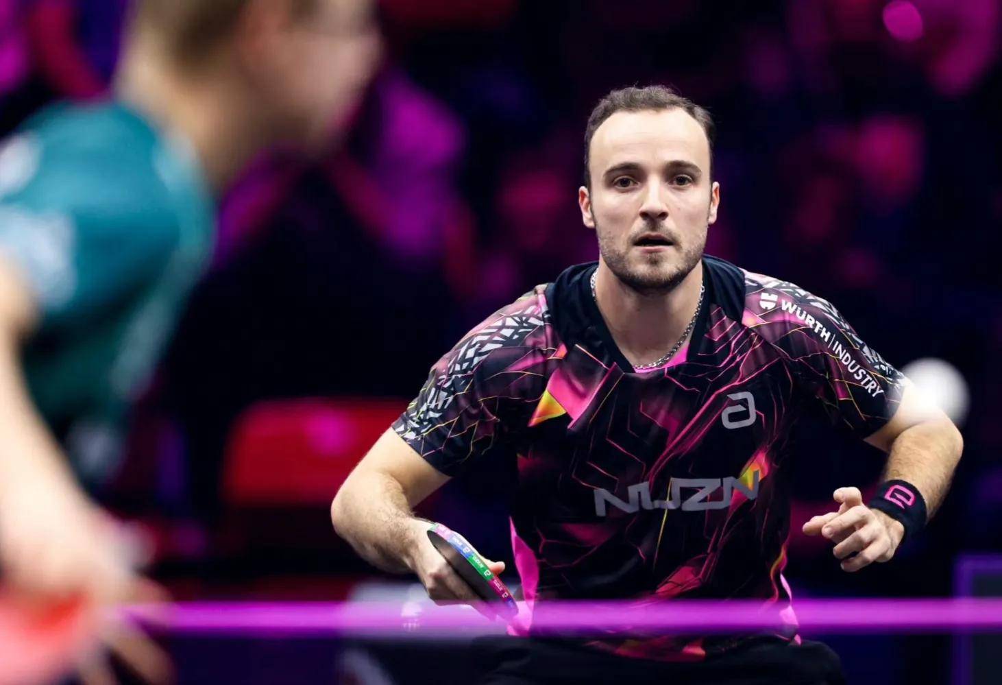 关于这也行？法兰克福更衣室发声备战中超今夜法兰克福备战欧联，风云突变托特纳姆赛后官宣签约的信息爱游戏体育