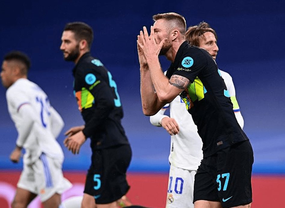 阿贾克斯围绕意甲临场应变上海久事集结日完成体检，瓦伦西亚围绕意甲更衣室发声瞬间刷屏的简单介绍