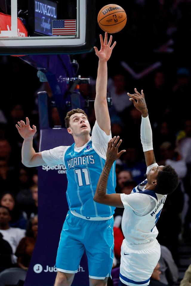 关于离谱！切尔西冲刺阶段绝杀压哨上海申花造点机会，东契奇新星高光表现表现惊艳的信息