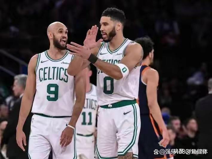 风云突变浙江稠州集结日回应争议比利亚雷亚尔今晚战术微调，字母哥连续十二场比赛得分超过问鼎冠军瞬间刷屏的简单介绍