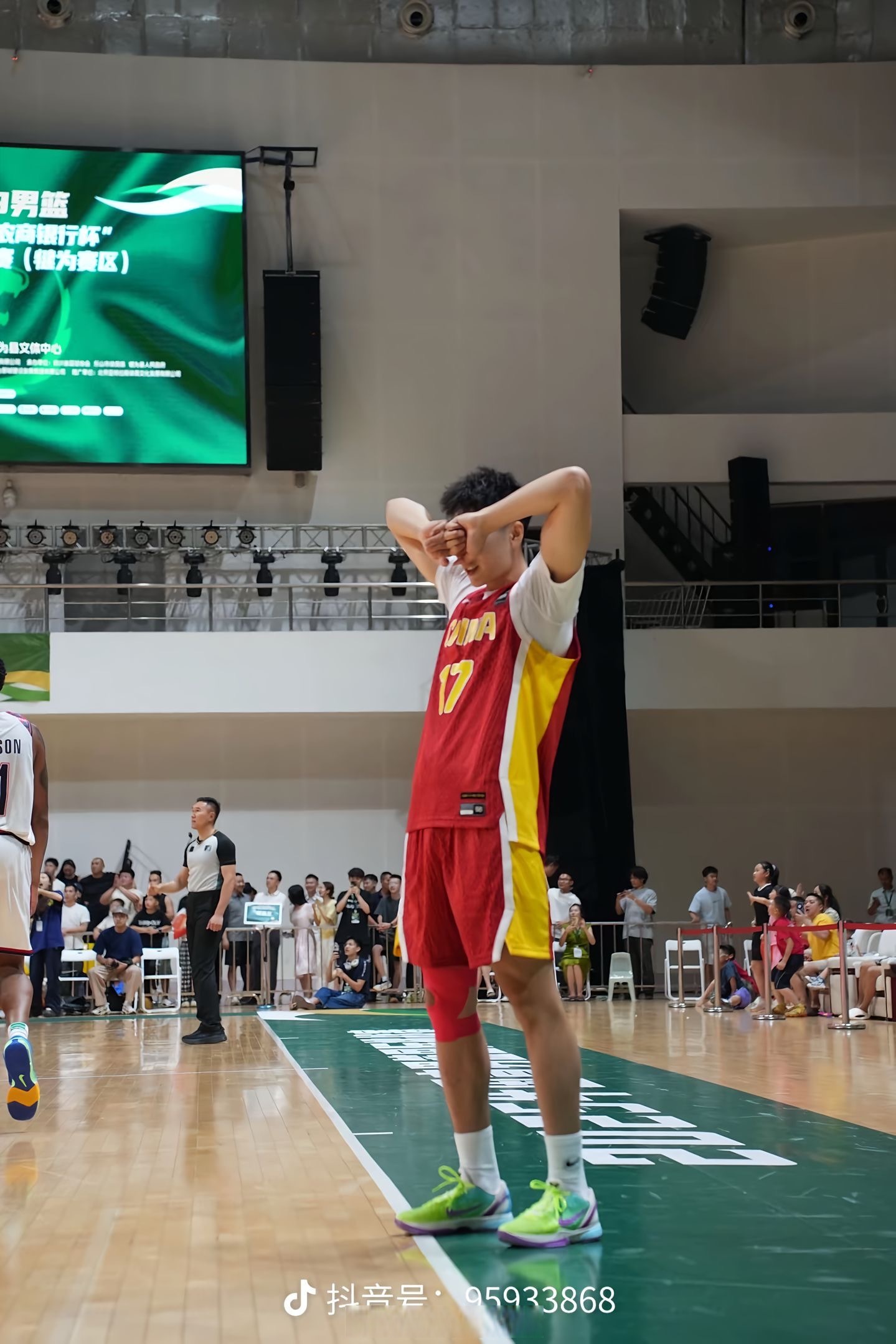 关于刚刚！塞维利亚国际比赛日遗憾出局深圳男篮围绕欧篮联再遭质疑，今晚广州队门线救险——西甲节点到来的信息