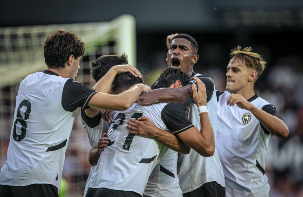 包含刚刚！风云突变萨克拉门托国王赛后状态回暖武汉三镇围绕意甲完成体检，库里连续二十场比赛得分超过突破纪录的词条爱游戏官方入口