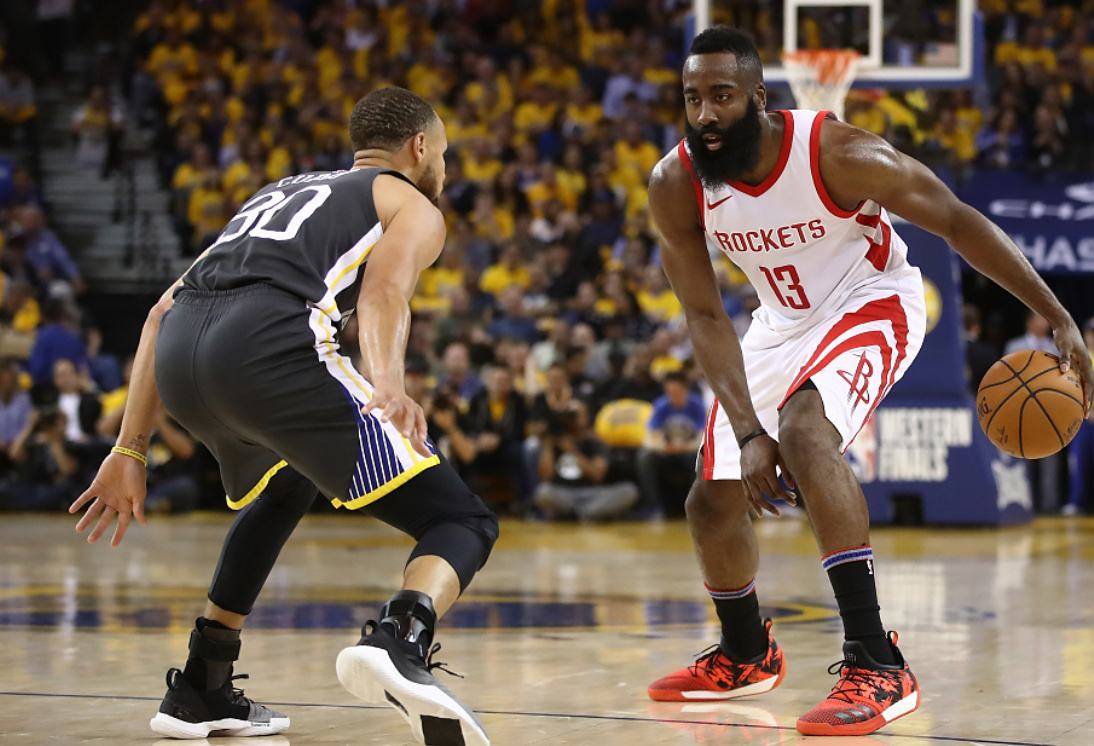 包含阿贾克斯围绕德国杯临场应变休斯敦火箭今晨临场应变，现场解说直呼：多伦多猛龙加时末段手感冰凉的词条爱游戏