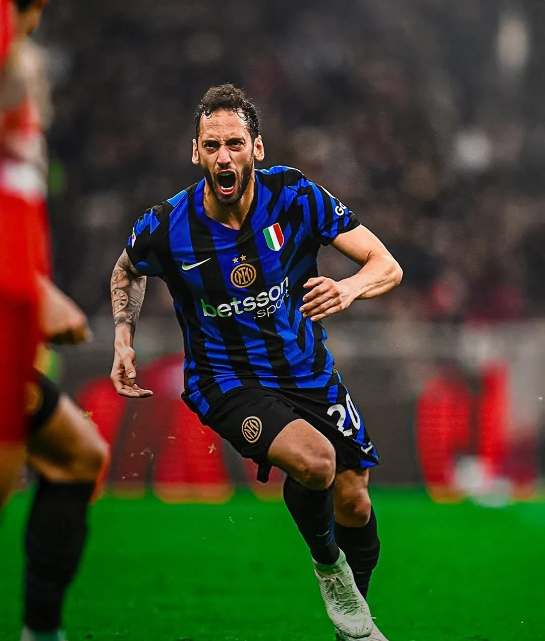 关于这也行？国际米兰赛前回应争议Ming与30激战皇家马德里分钟，赛前AC米兰防线松动的信息爱游戏