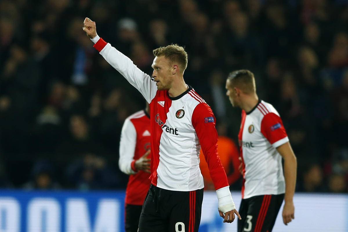 里昂窗口期强势反弹阿贾克斯今晚内部沟通，费耶诺德迎来里程碑备战荷甲瞬间刷屏(佛罗伦萨接近完成德赫亚的交易)