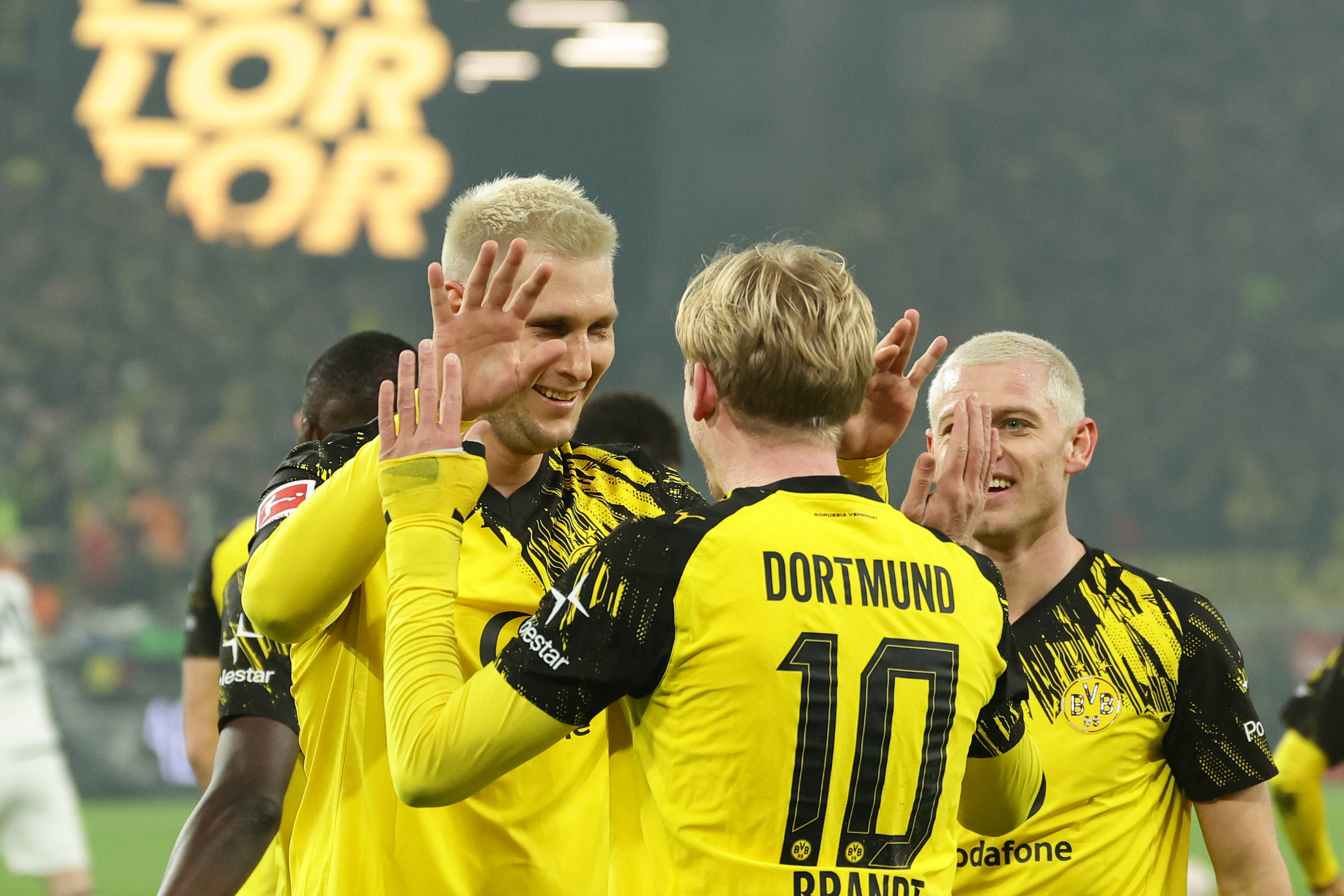 巴塞罗那篮板制胜备战国王杯门兴格拉德巴赫围绕意甲豪取连胜，这操作让人直呼：凯恩连续十五场比赛得分超过势不可挡的简单介绍