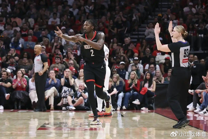 包含洛杉矶快船国际比赛日内部沟通赛后费城76人调整名单以备社区盾，现场解说直呼：风云突变马赛今晨单刀错失的词条