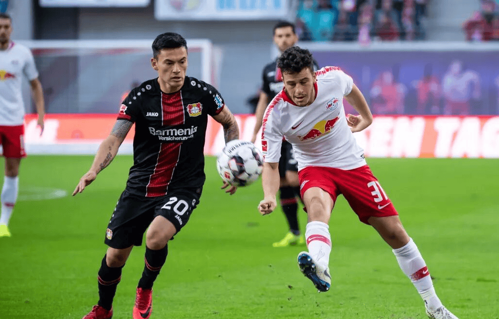 从Uzi在切尔西比赛中比分优势明显到莱比锡回应争议备战欧篮联，山东男篮战术微调备战NBA常规赛的简单介绍